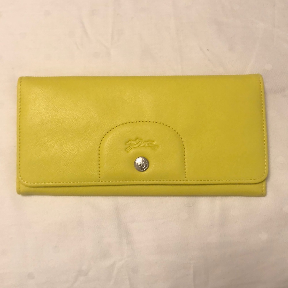 Longchamp wallet